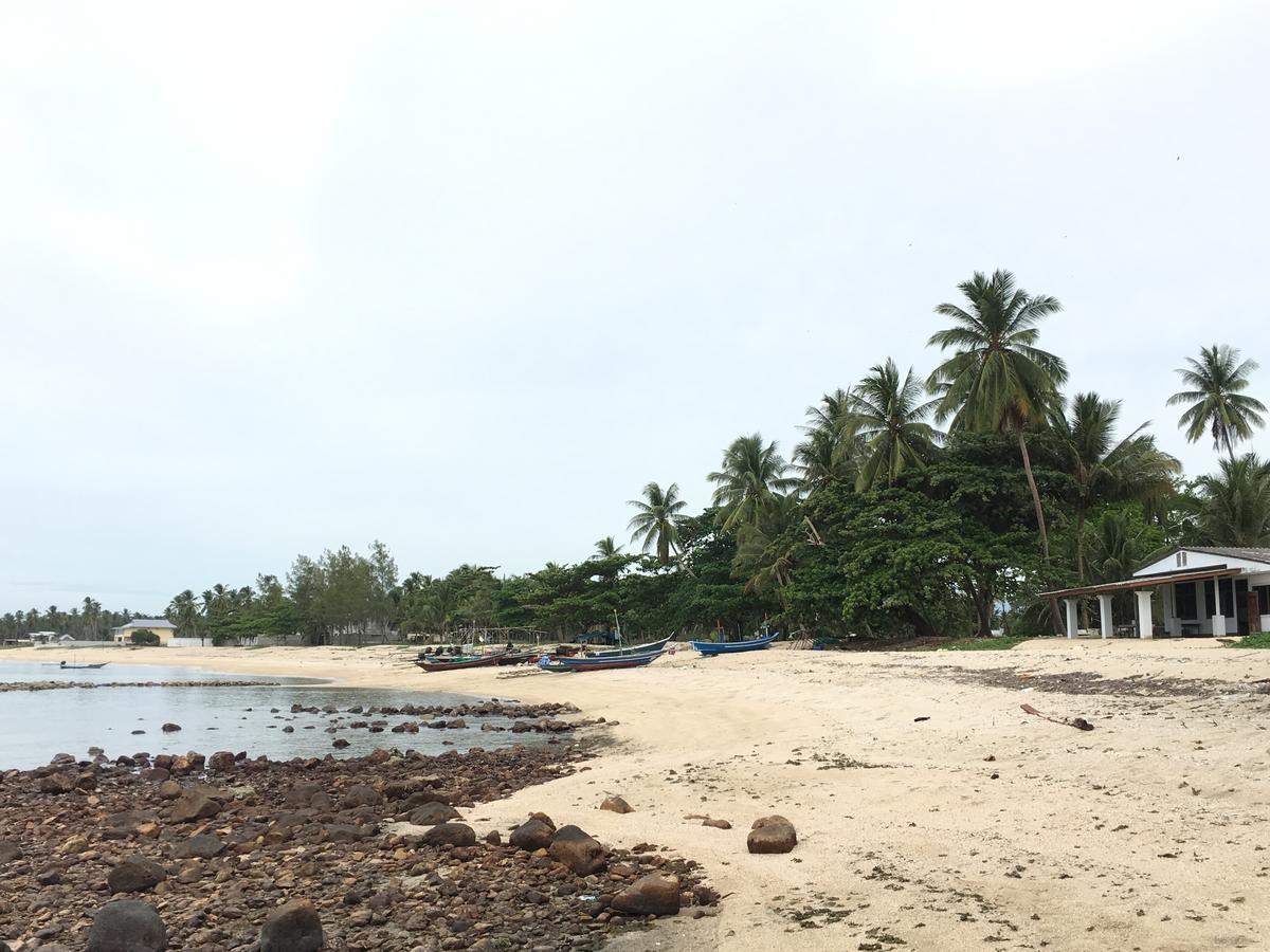 Sea Stone Hotel Nakhon Si Thammarat Bagian luar foto